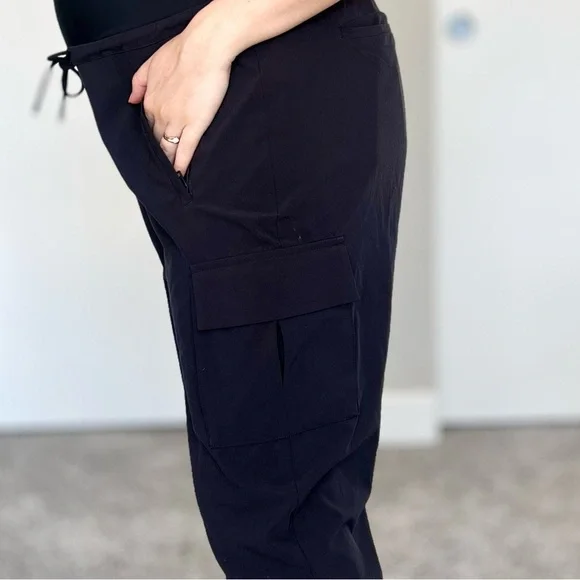 Athleta Sutton Joggers - Black Gorpcore Athleisure Hiking Travel Pants - Size 8 - Picture 4 of 16